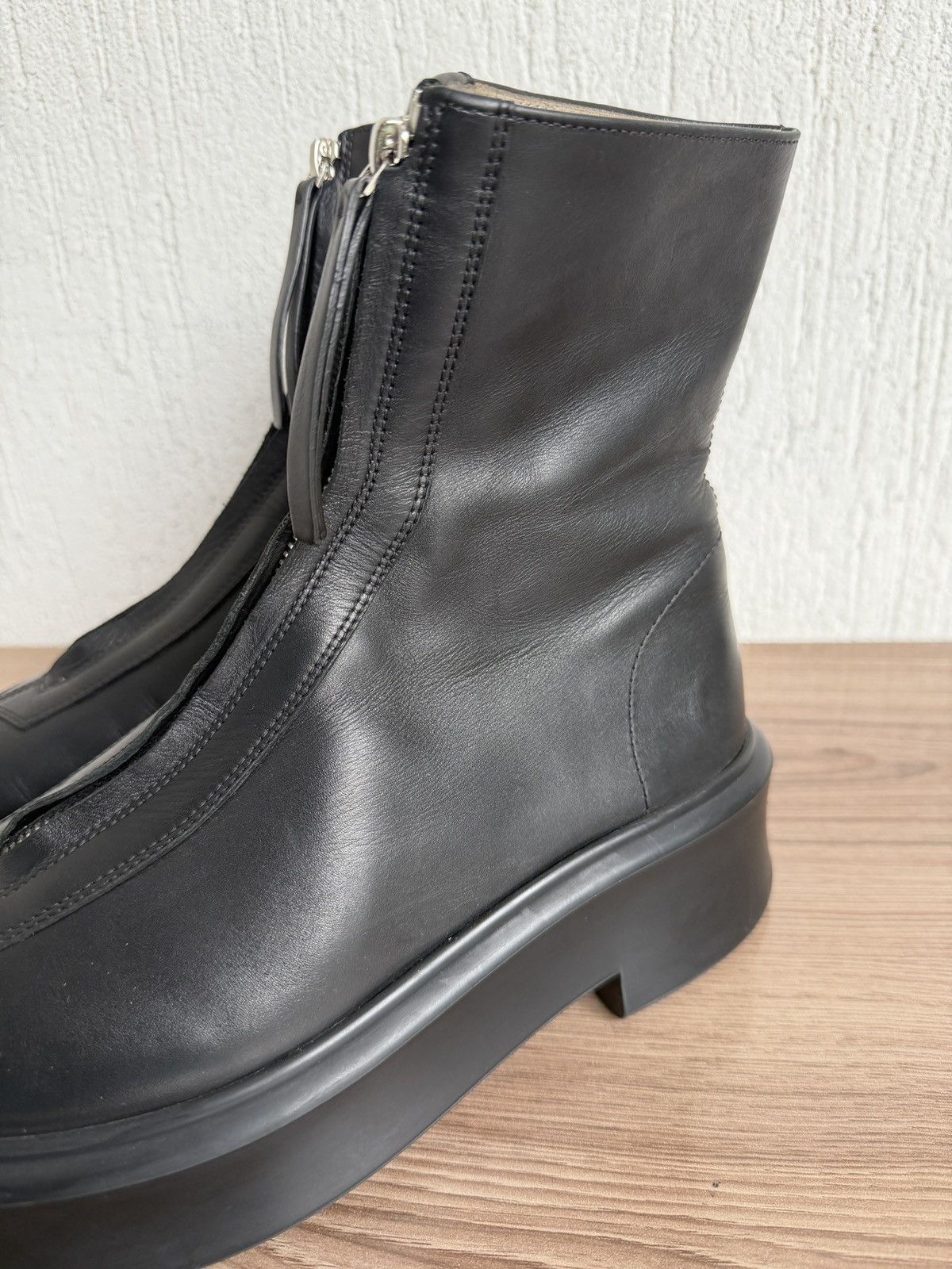 The Row Zipped ankle boots Size US 8 / IT 38 - 9 Thumbnail