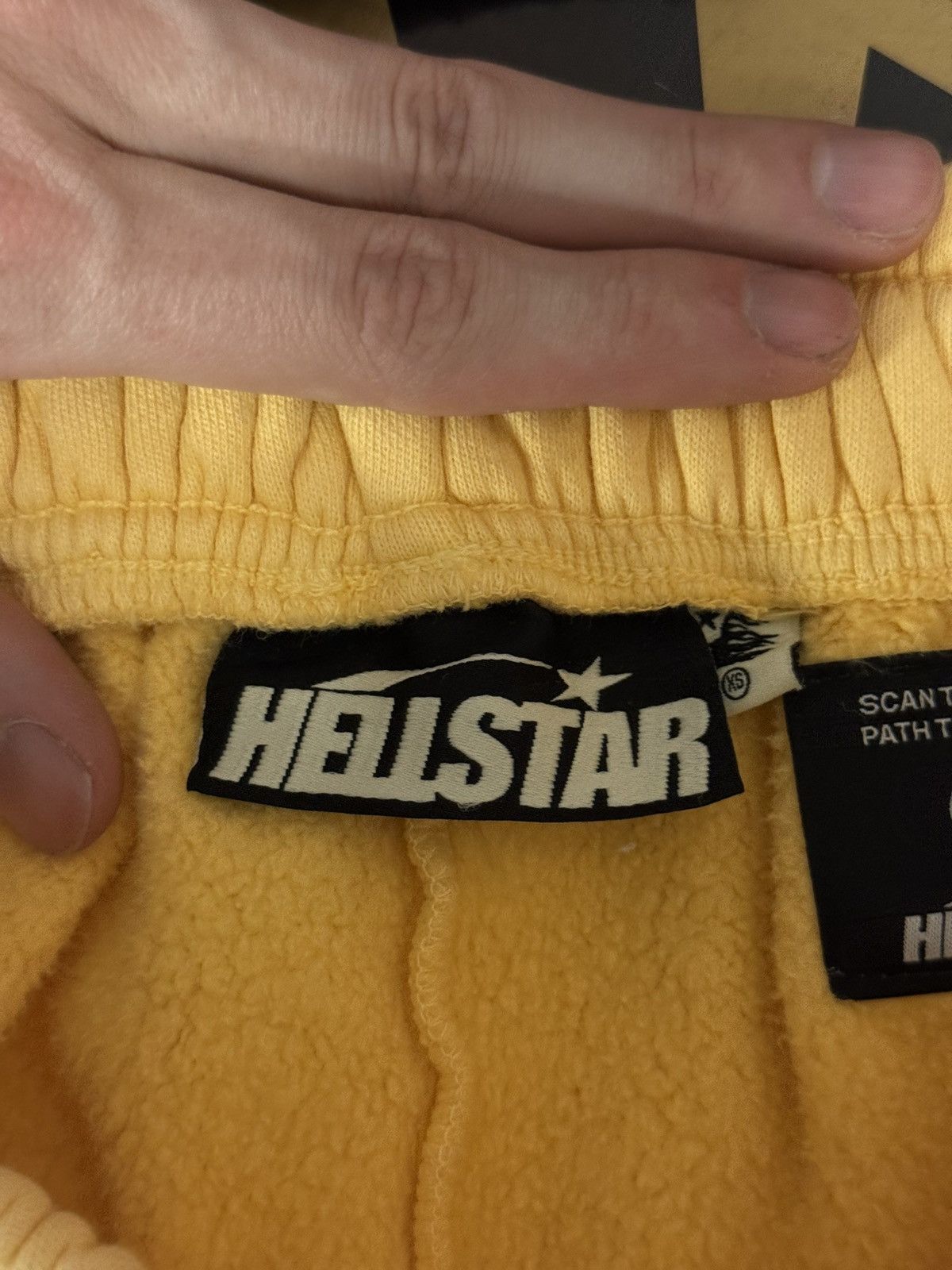HELLSTAR Hellstar Flame Shorts Yellow Size XS Brand New Size US 30 / EU 46 - 7 Thumbnail