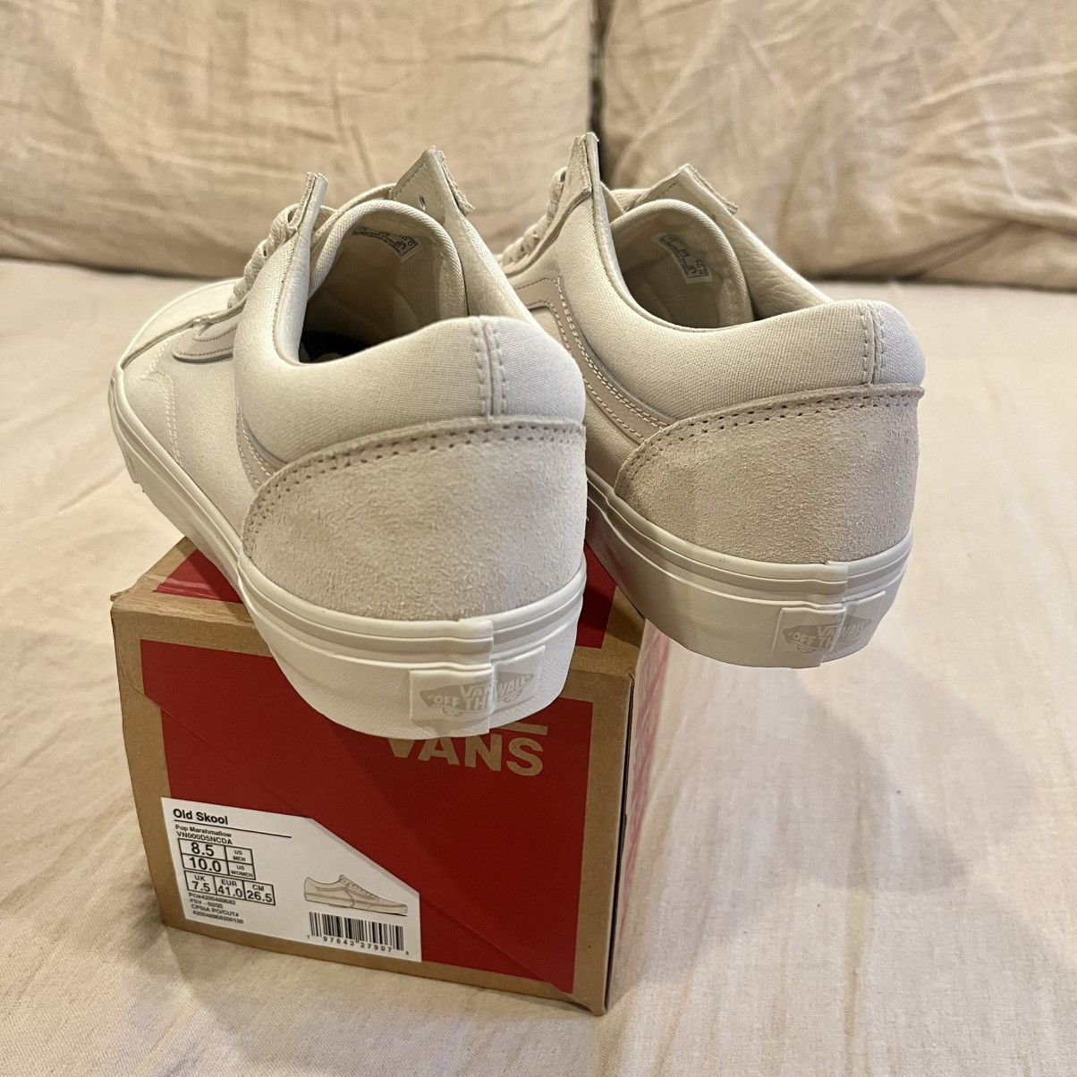 Vans Rare Vans Limited Edition “Pop Marshmallow” Old Skool Size US 8.5 / EU 41-42 - 8 Thumbnail