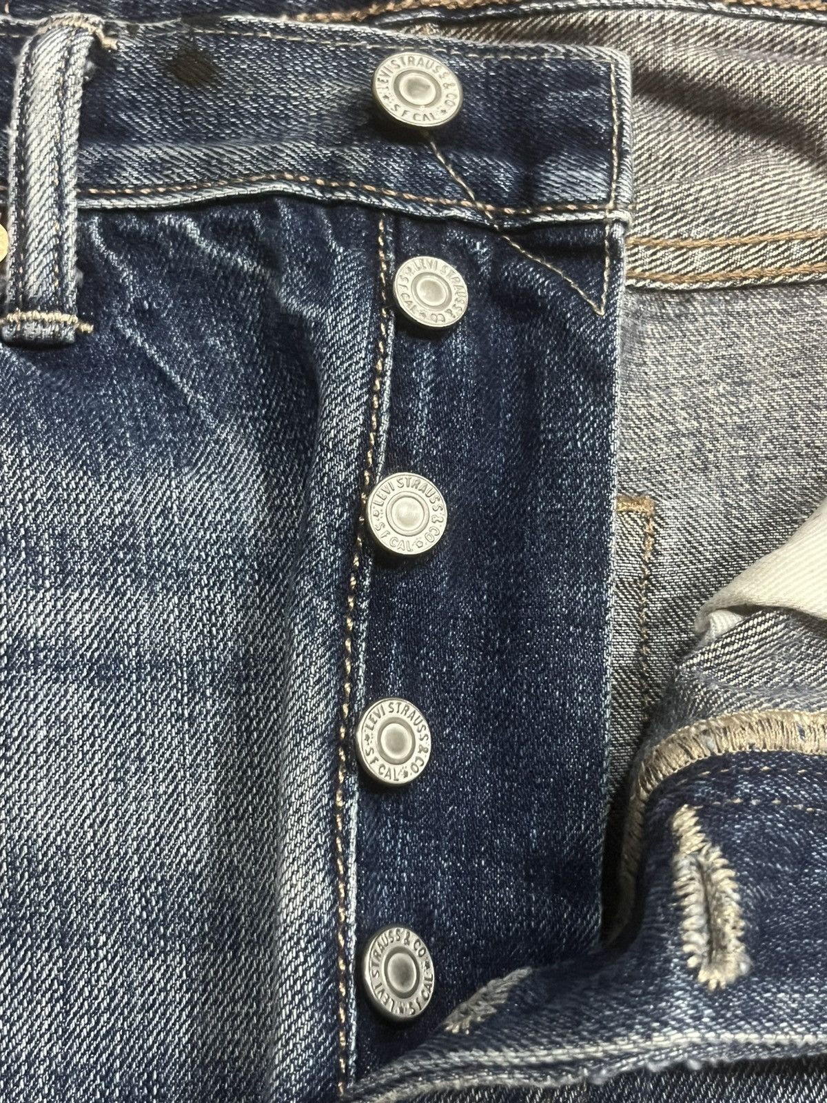 Levi's Vintage Levi’s 501 Blue Faded Washed Distress Straight Jeans Size US 31 - 6 Thumbnail