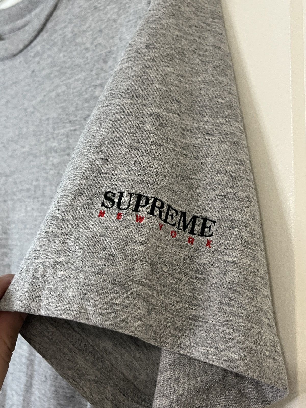 Supreme Grey Supreme Shirt with Embroidered Logo Size US L / EU 52-54 / 3 - 2 Thumbnail