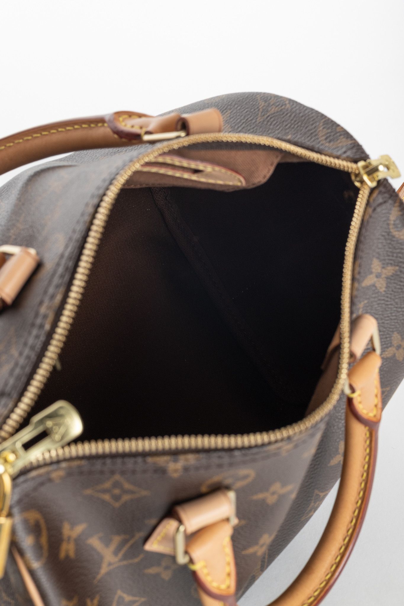 Louis Vuitton Louis Vuitton Speedy Bandouliere NM 25 Monogram Canvas Bag Size ONE SIZE - 12 Thumbnail