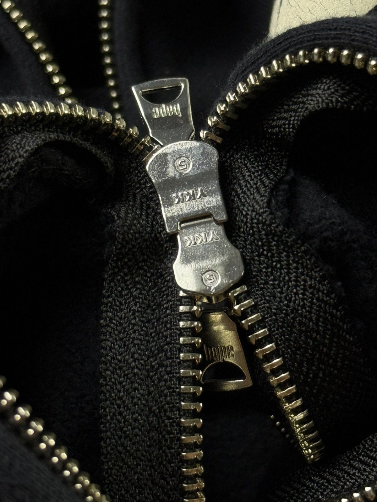 Bape Bape Baby Milo - Jurassic Rex Full Zip Hoodie Size US L / EU 52-54 / 3 - 18 Thumbnail