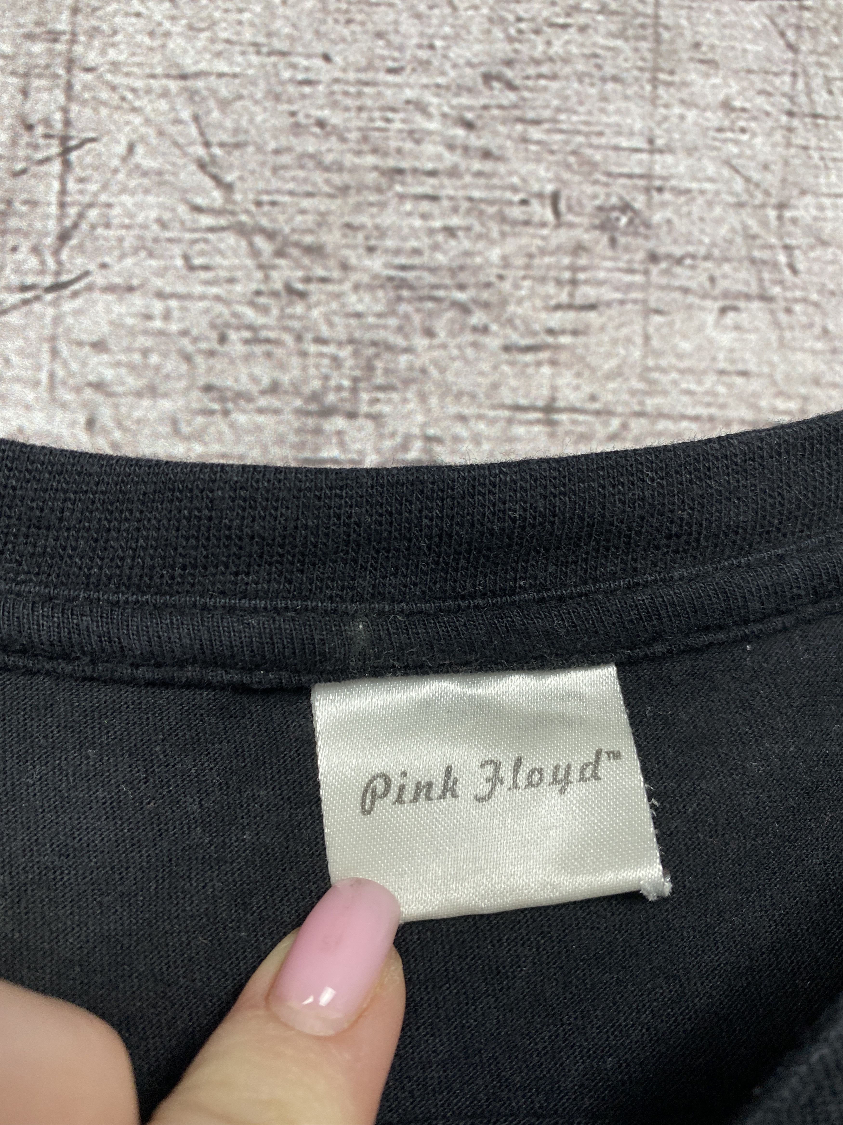 Band Tees × Pink Floyd × Vintage Pink Floyd 2011 Vintage Rock Band T-shirt Size US XL / EU 56 / 4 - 4 Thumbnail