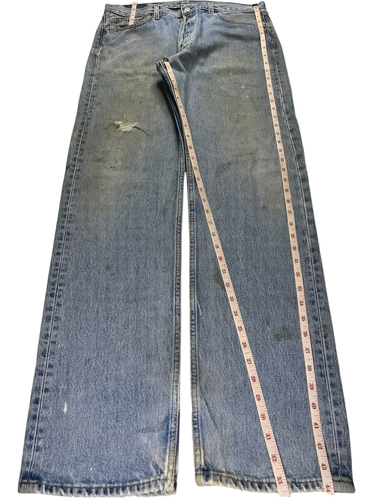 Levi's × Levi's Vintage Clothing Vintage 90s Levis 501 Blue Wash Grunge Distress Loose Jeans Size US 34 / EU 50 - 12 Thumbnail