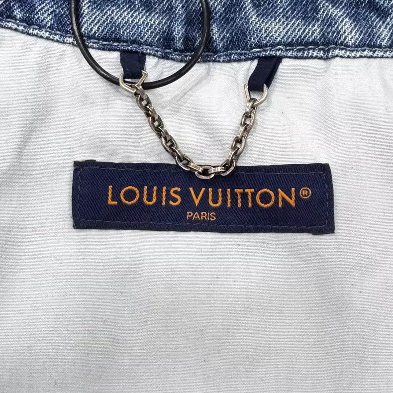 Louis Vuitton LOUIS VUITTON New Short Sleeve Denim Shirt with Felling Woo Size US M / EU 48-50 / 2 - 5 Thumbnail