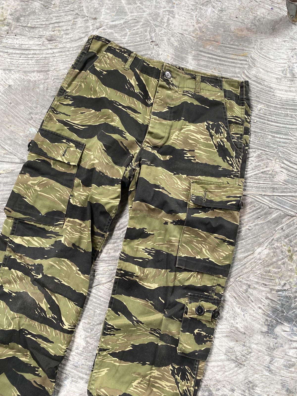 💥RARE💥Vintage Division Cargo Pant Tiger Stripe