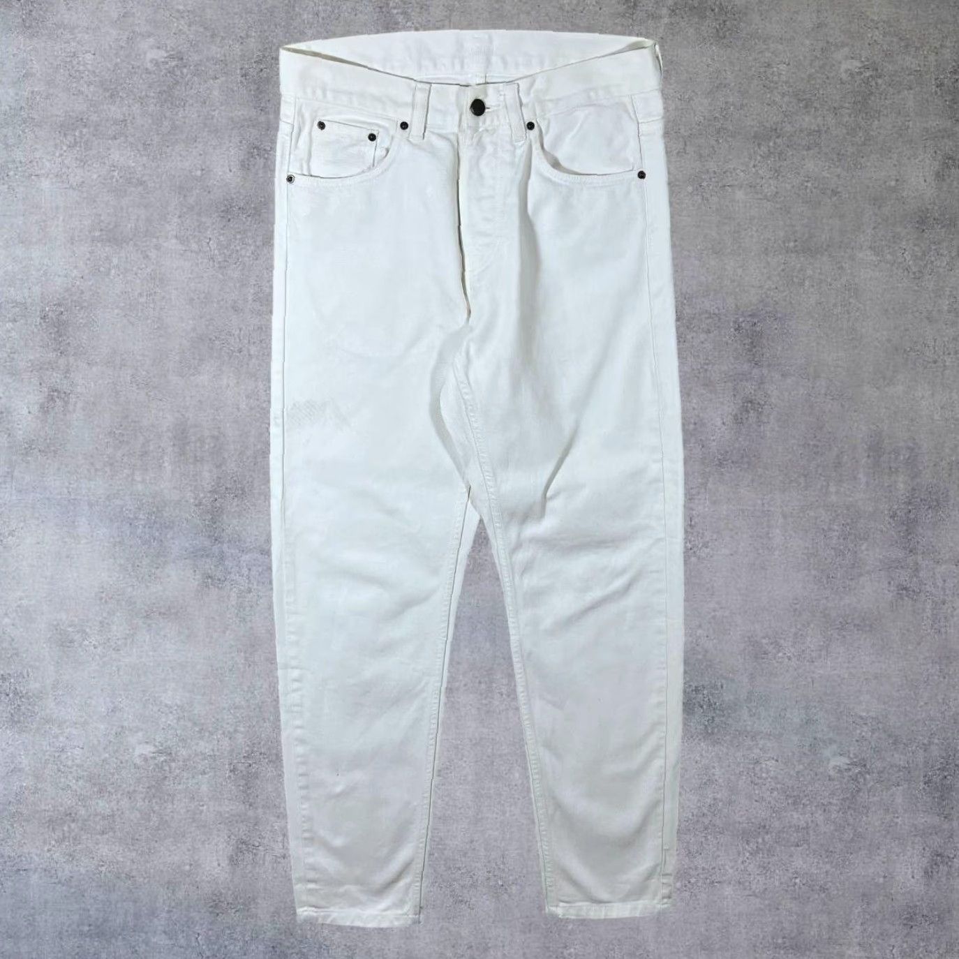 Carhartt Carhartt Newel Pant White Relaxed Tapered Regular Fit Denim Jeans 27" 30" Waist 31" Inside Leg 30" Leg Width 7" Rise 14.5" Mens Shirt Style: Jeans N/A Size US 27 - 3 Thumbnail