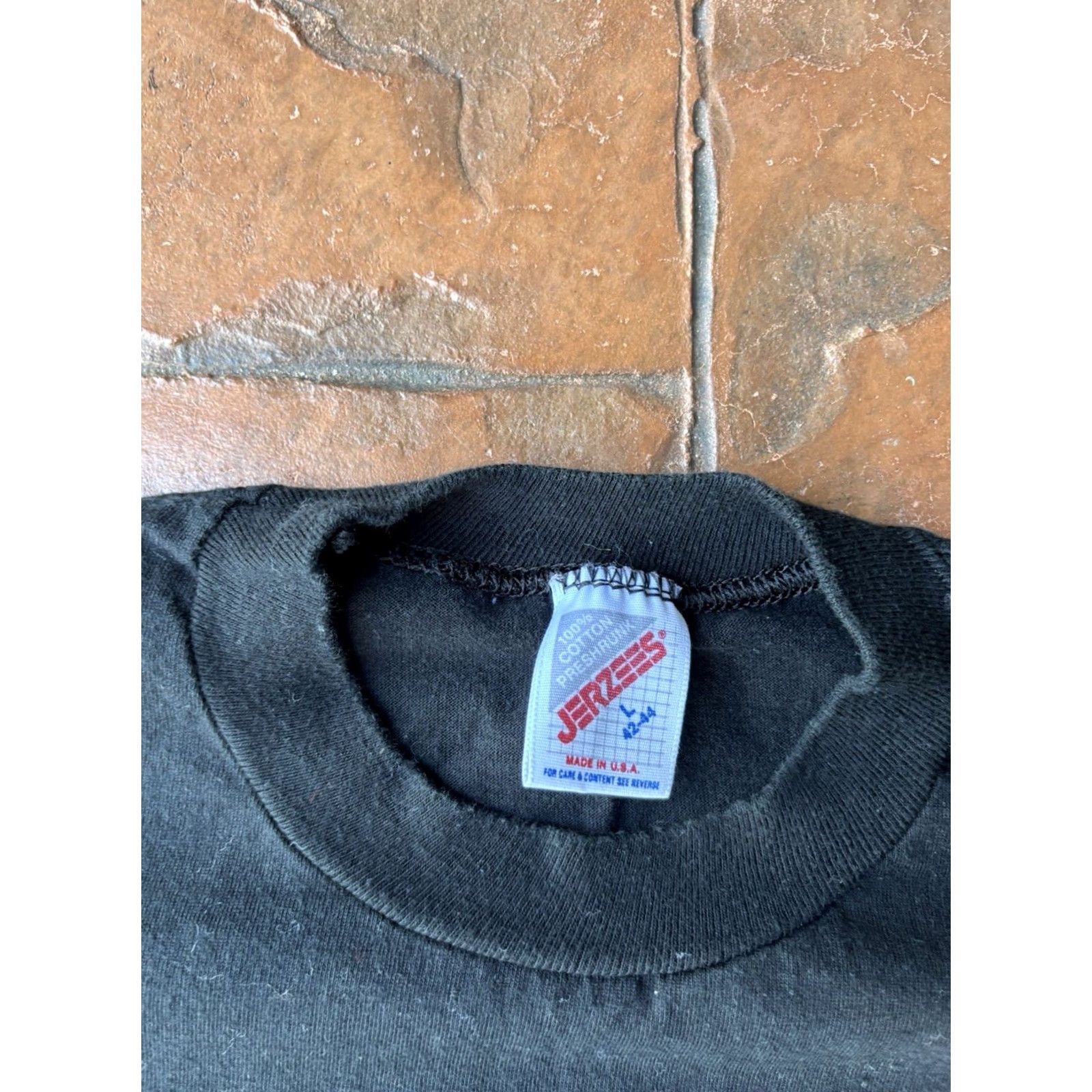 Jerzees VINTAGE The Genesis Tour 1992 T-Shirt L Black Cotton Jerzees Graphic Print Crew Neck Short Sleeve Mens 90s Music Band Size US L / EU 52-54 / 3 - 2 Thumbnail