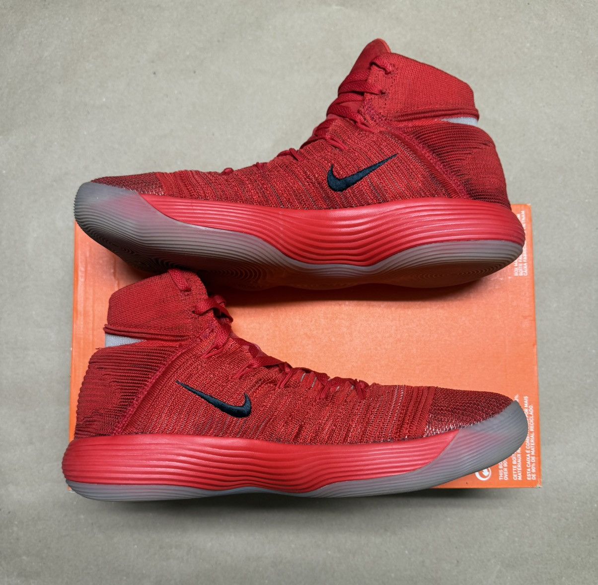 Nike Nike React Hyperdunk 2017 Flyknit Red Men’s size 14 Rare! Size US 14 / EU 47 - 2 Thumbnail