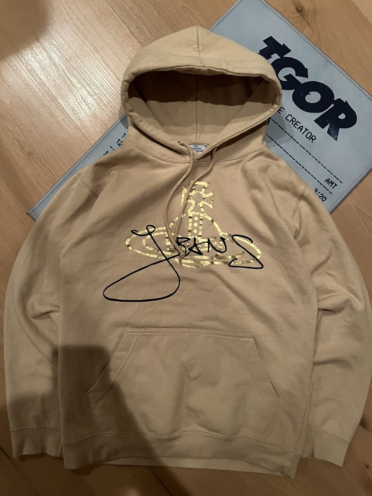 Vivienne Westwood Vivienne Westwood Hoodie Beige Gold Logo XS-S Fit Size XS / US 0-2 / IT 36-38 - 2 Thumbnail