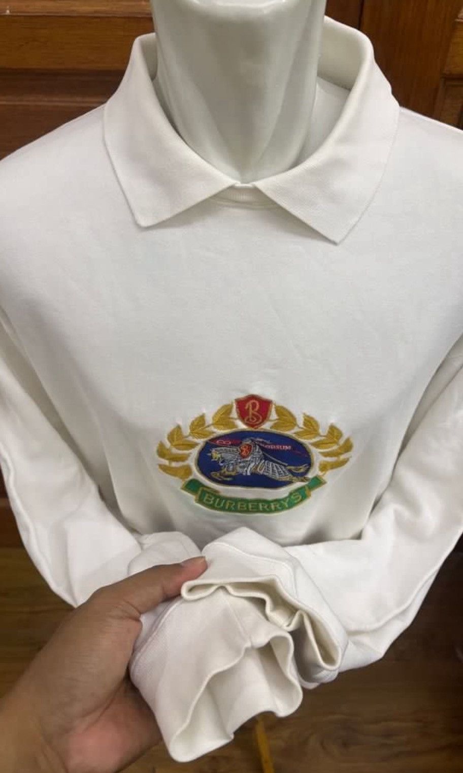 Burberry Vintage Burberry Prorsum Crest Logo Sweatshirt Crewneck Size US L / EU 52-54 / 3 - 3 Thumbnail