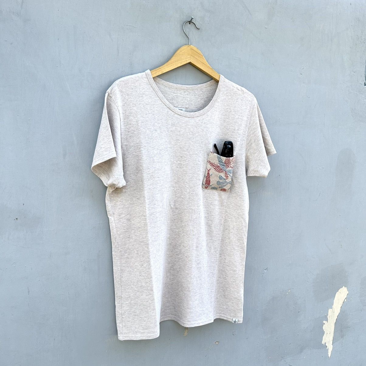Visvim Vintage 2001 Visvim T-Shirt Navajo Blanket Pocket Size US L / EU 52-54 / 3 - 3 Thumbnail