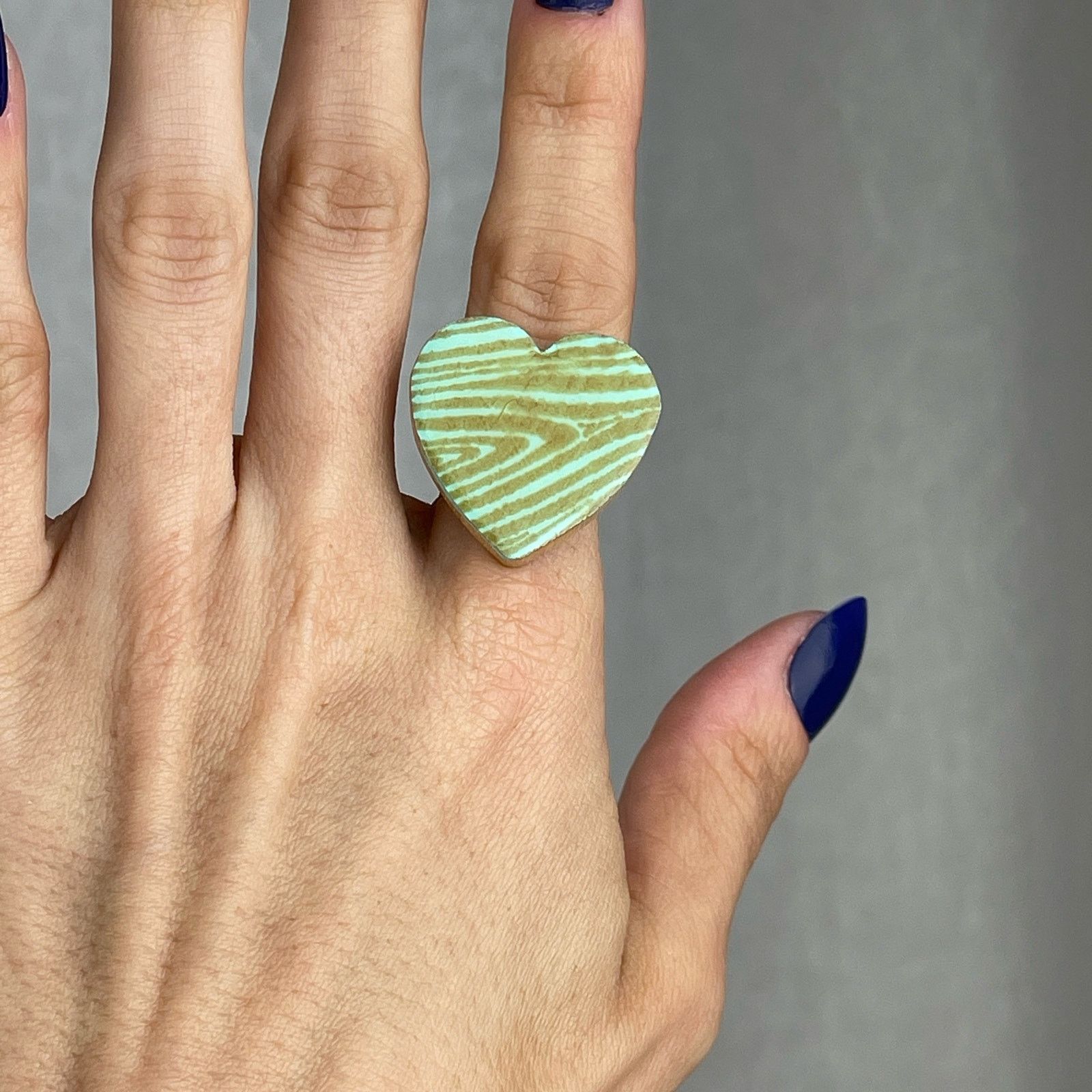 Handmade Steppie Co. Wooden Heart Adjustable Ring Mint Green Striped Size ONE SIZE - 1 Thumbnail