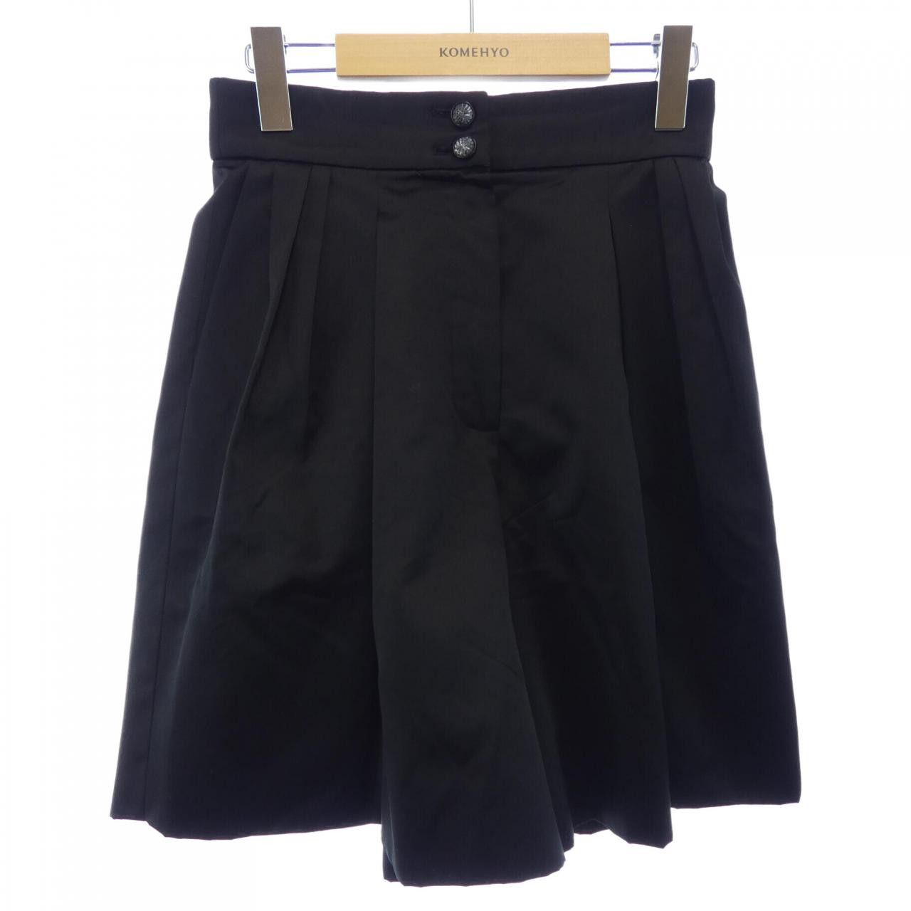 Chanel Chanel Chanel Silk Shorts Textile Shorts P64138V60050 DUTY FREE for USA Size ONE SIZE - 1 Thumbnail