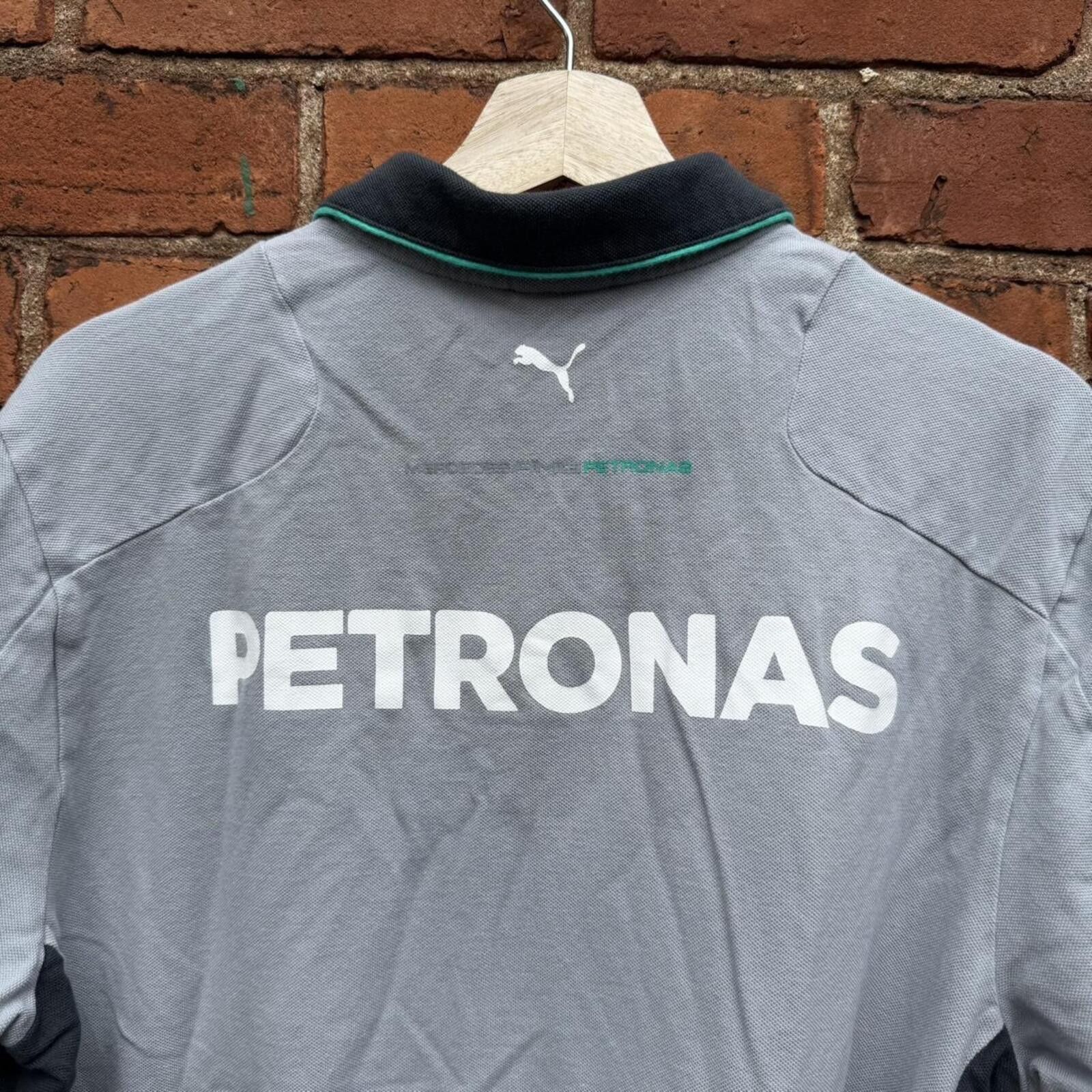 Puma vintage Mercedes Benz petronas puma polo shirt L/XL Size US XL / EU 56 / 4 - 5 Thumbnail
