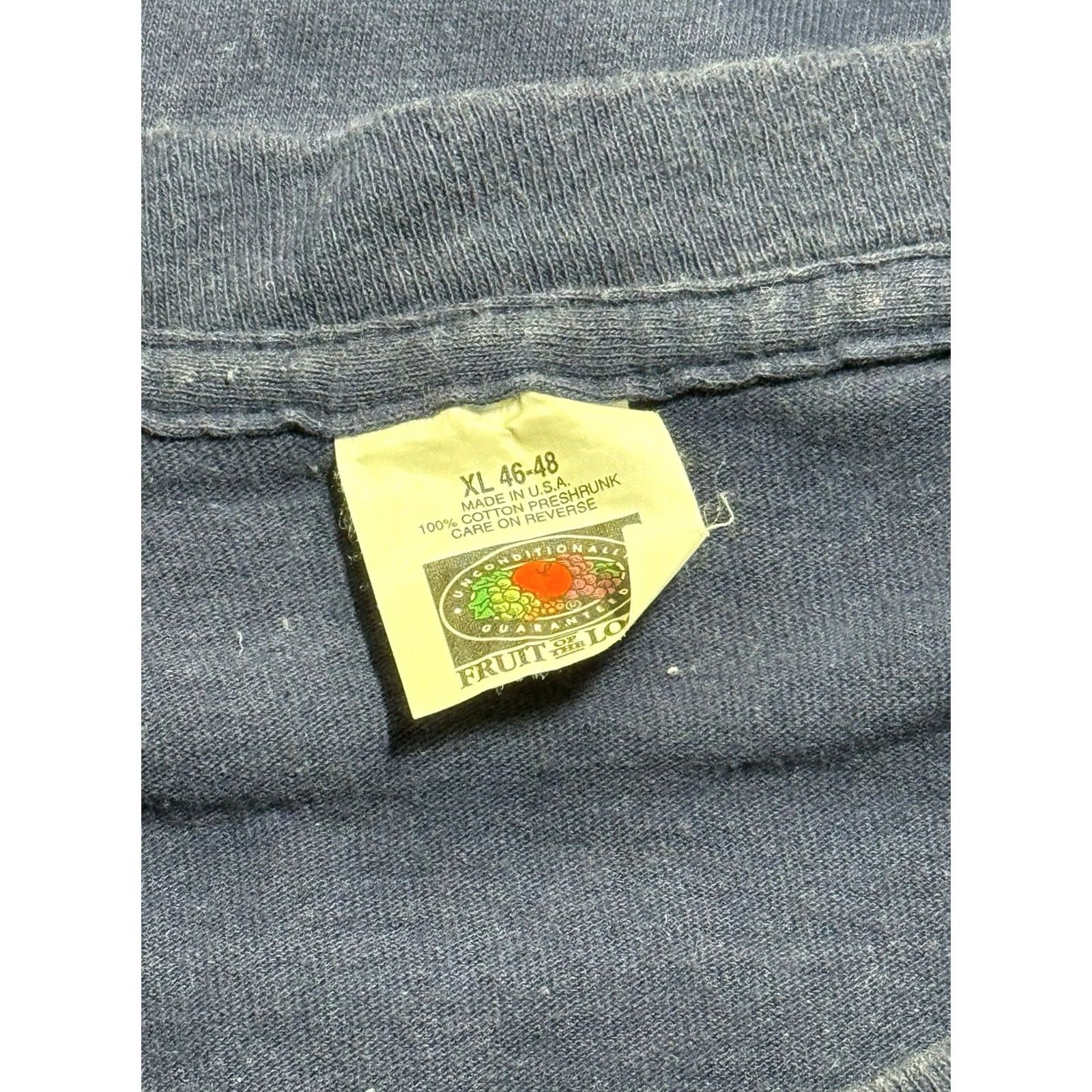 Hanes VINTAGE Hanes Pocket T-Shirt Navy XL Men Selvedge 70s 80s Single Stitch Crew NY USA 60s 70s 60s 70s Size US XL / EU 56 / 4 - 5 Thumbnail