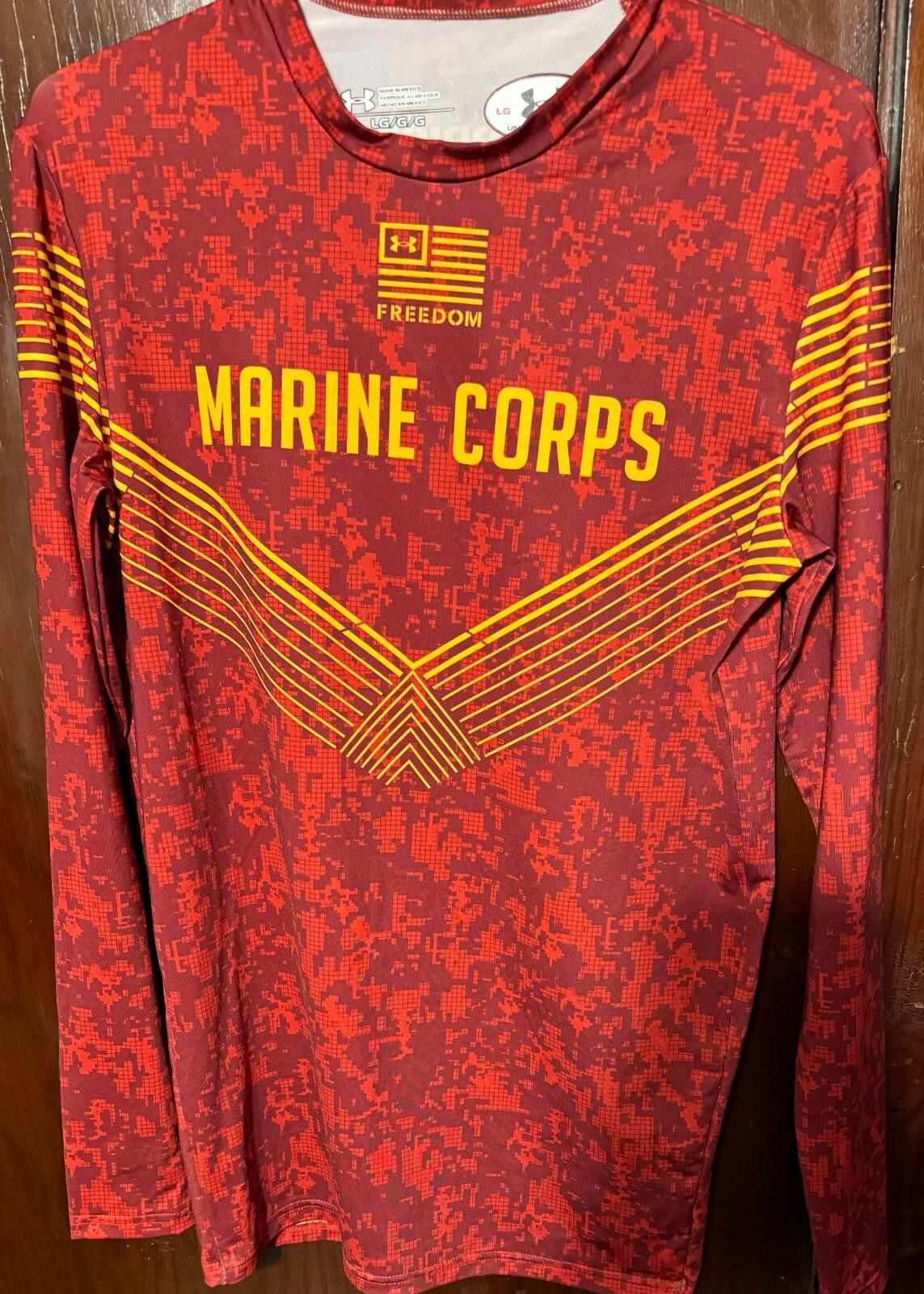 Under Armour Under Armour Heatgear Marines L/S Tee Mens LG Large Red Size US L / EU 52-54 / 3 - 1 Thumbnail