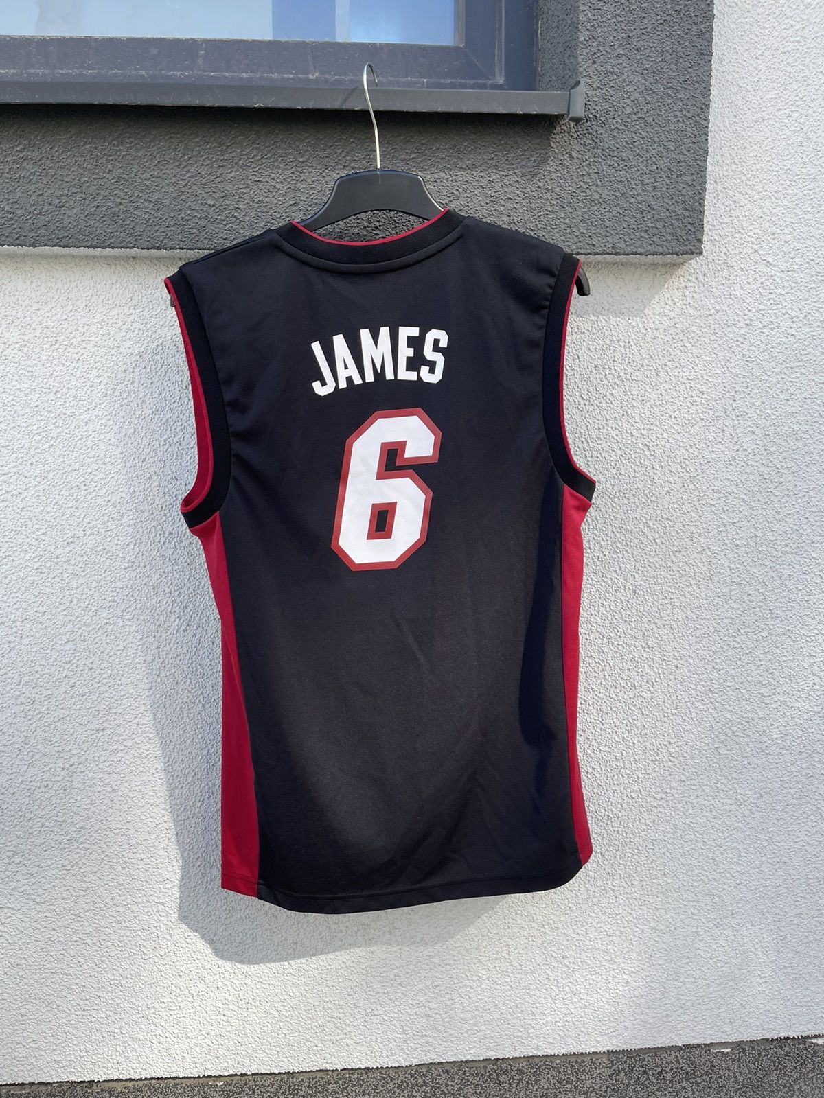 Adidas Adidas Miami #6 James LeBron basketball jersey black Size US S / EU 44-46 / 1 - 8 Thumbnail