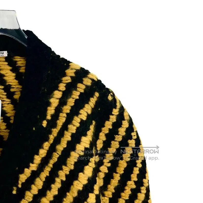 Miu Miu Miu Miu Yellow Wool Sweater for Women . Size M / US 6-8 / IT 42-44 - 3 Thumbnail