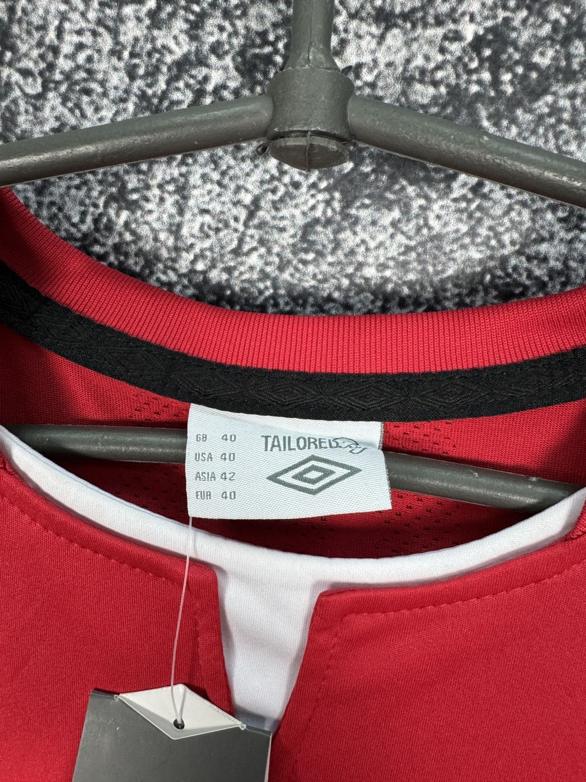 Umbro Umbro Coop Vision Tailored Long Sleeve T-Shirt Soccer Sz 40 Size US S / EU 44-46 / 1 - 9 Thumbnail