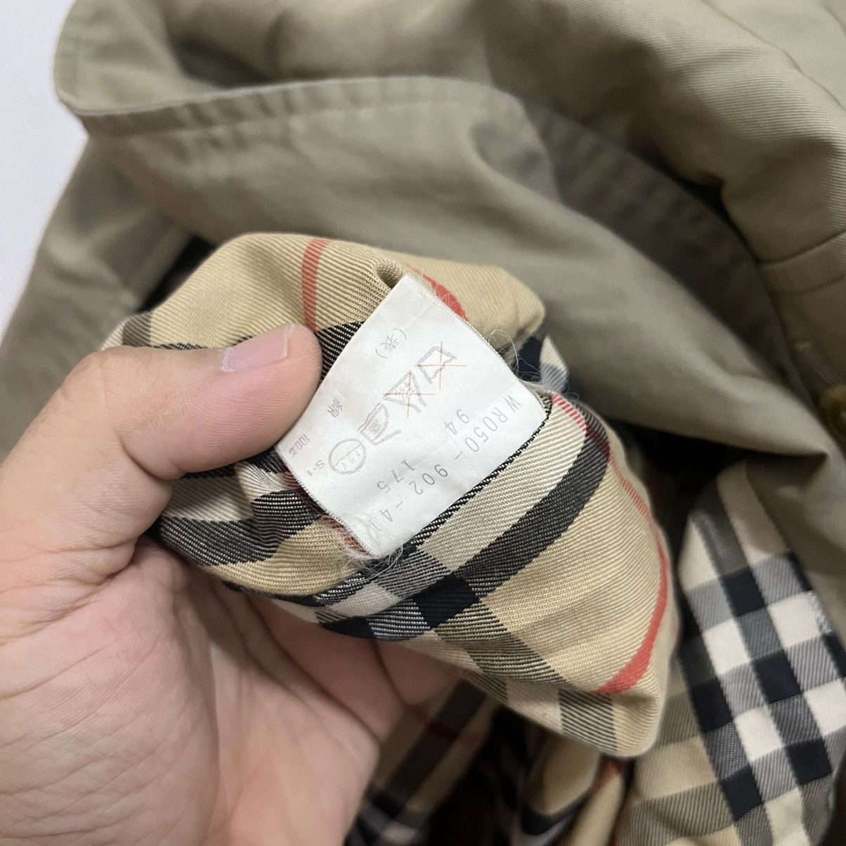 Burberry Rare Distressed Vintage Burberrys Nova Check Trench Jacket Size US L / EU 52-54 / 3 - 12 Thumbnail
