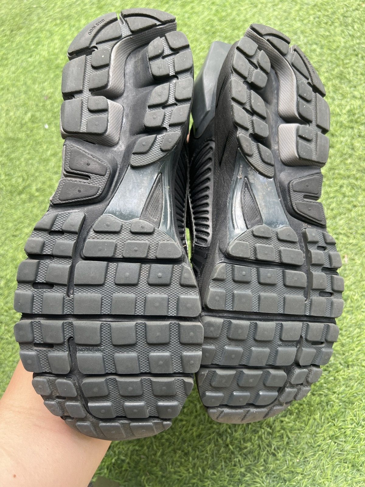 A-COLD-WALL* × Nike A-COLD-WALL x Nike Zoom Vomero 5 ACW Black AT3152-001 Size US 11 / EU 44 - 6 Thumbnail