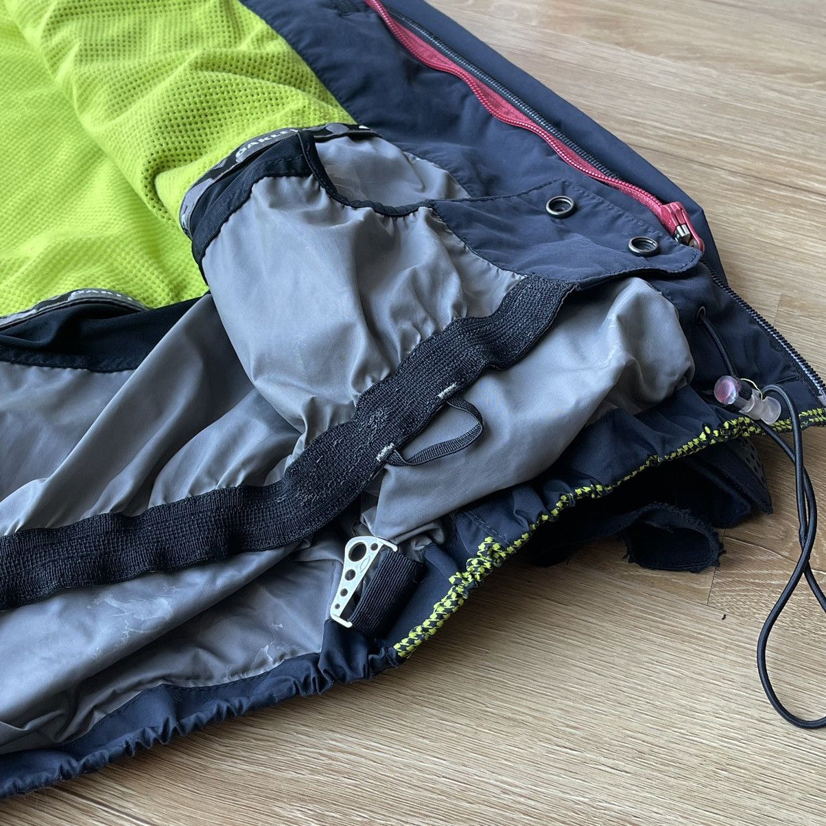 Oakley 00s Oakley Road Fuel 3 Ski Hooded Jacket Cyber Outdoor Tech Size US M / EU 48-50 / 2 - 19 Thumbnail
