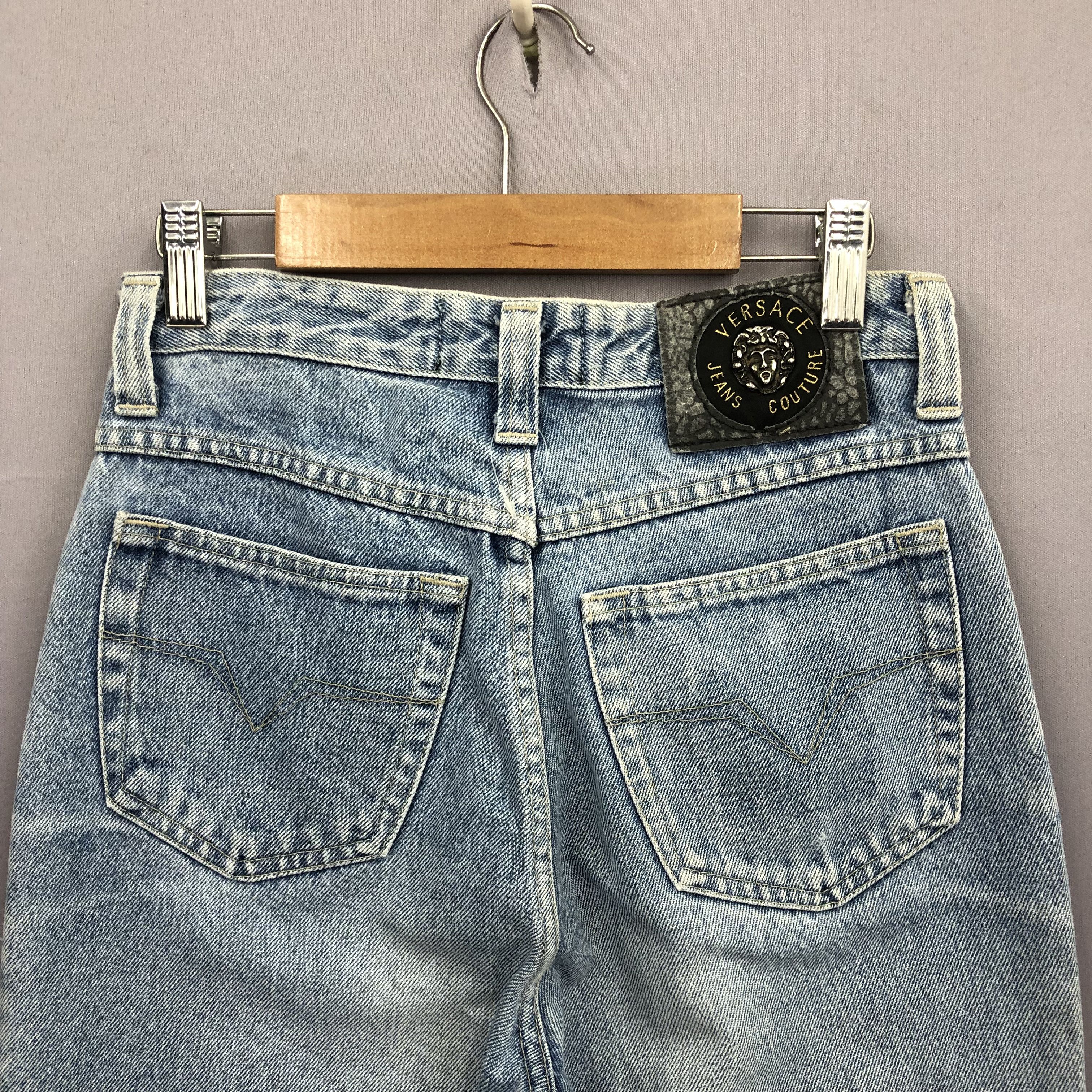 Versace Vintage 90s Versace Jeans Versace Medusa Light Wash Denim Size 26" / US 2 / IT 38 - 6 Thumbnail