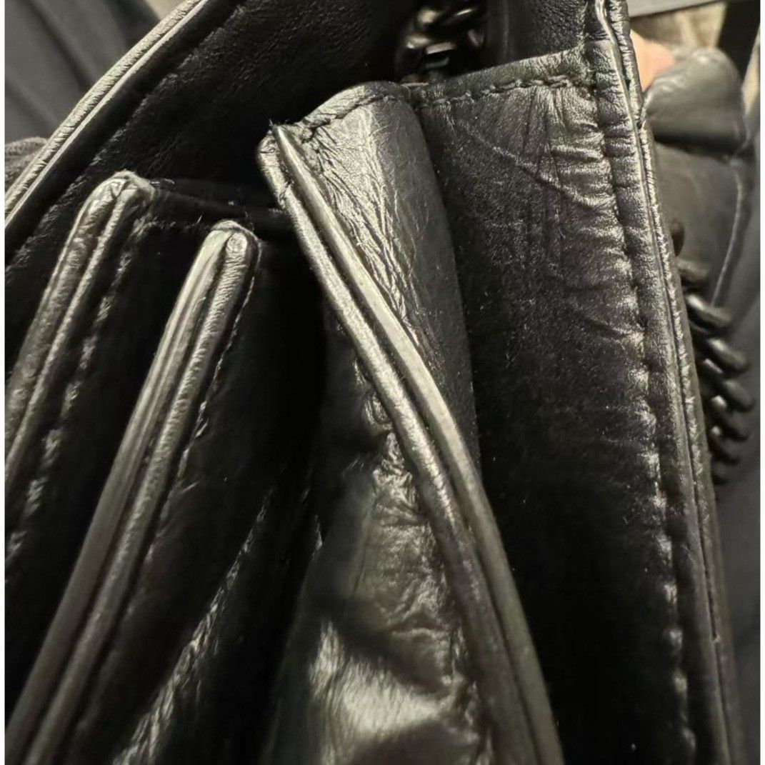 Balenciaga Balenciaga Quilted Black Leather Shoulder Bag With Chain Str Size ONE SIZE - 8 Thumbnail