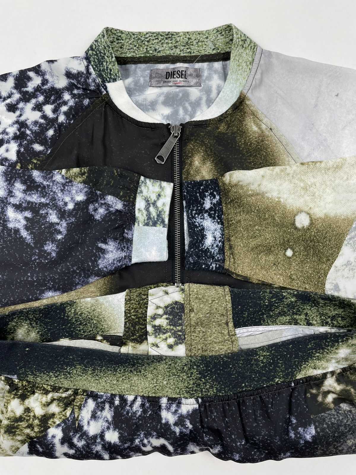 Diesel × Diesel Black Gold Designer 3D Floral Print Logo Track Bomber Windbreaker Jacket M Size M / US 6-8 / IT 42-44 - 8 Thumbnail