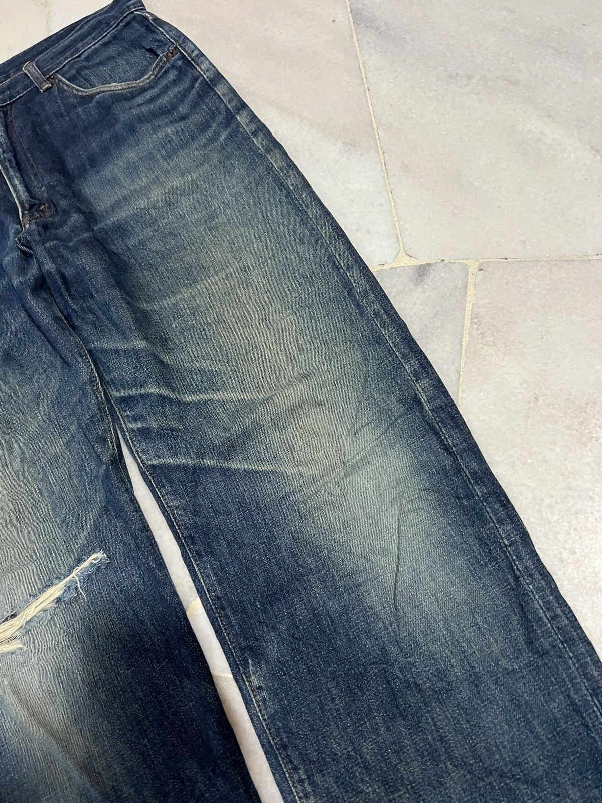 If Six Was Nine × Japanese Brand 💥Baggy💥Vintage Gl Heart Mud Wash Distressed Jeans Japan Size US 31 - 7 Thumbnail