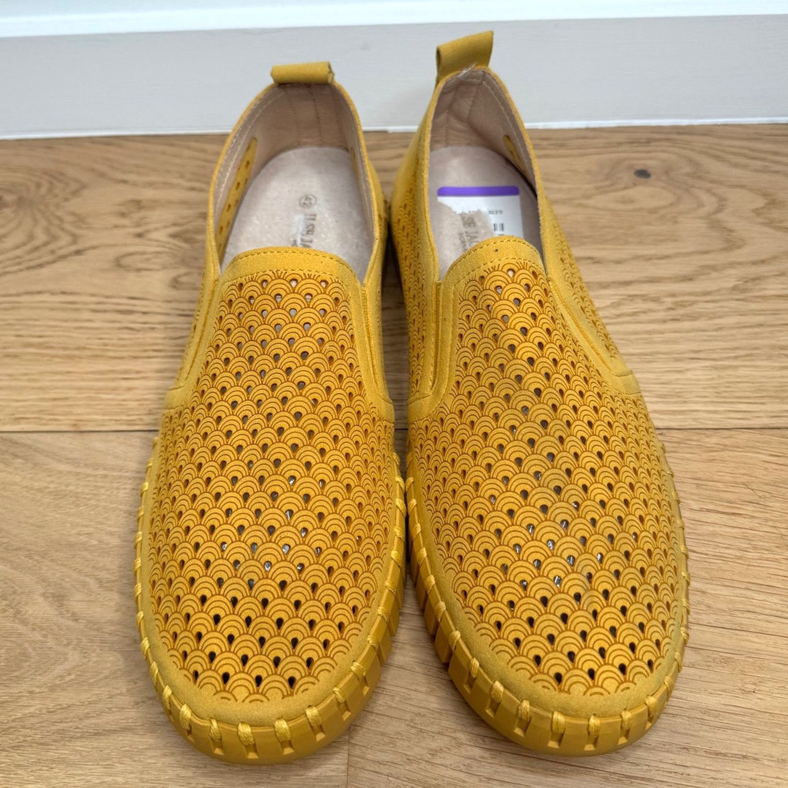 Ilse Jacobsen Ilse Jacobsen Tulip 140 Perforated Slip-On Yellow Sneakers Size US 11.5 / IT 41.5 - 2 Thumbnail