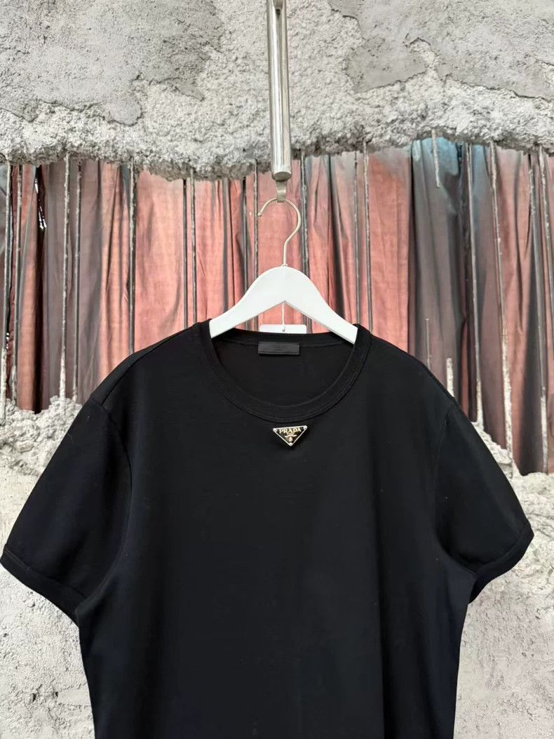 Prada Prada Prada metal triangle logo short sleeves 2502-Nextarro Size US XL / EU 56 / 4 - 3 Thumbnail
