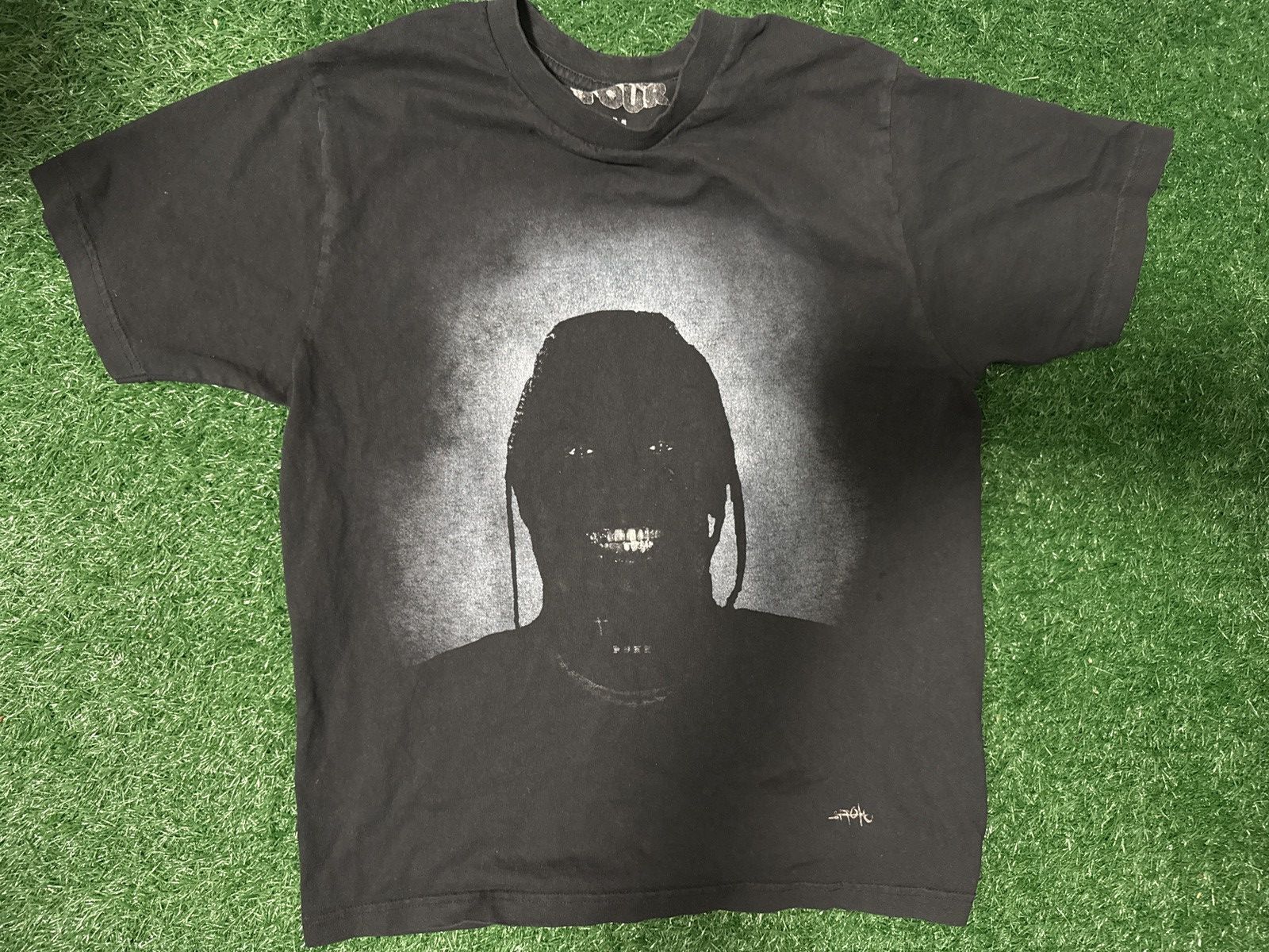 Travis Scott Travis Scott Utopia Circus Maximus 2023 tour tee Size US M / EU 48-50 / 2 - 2 Thumbnail