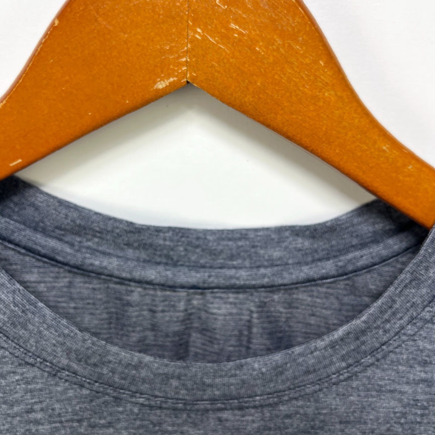 Lululemon Lululemon Longsleeve Shirt Mens M Gray Cotton Polyester Knit Logo Activewear Crew Neck Vintage: No Size US M / EU 48-50 / 2 - 4 Thumbnail