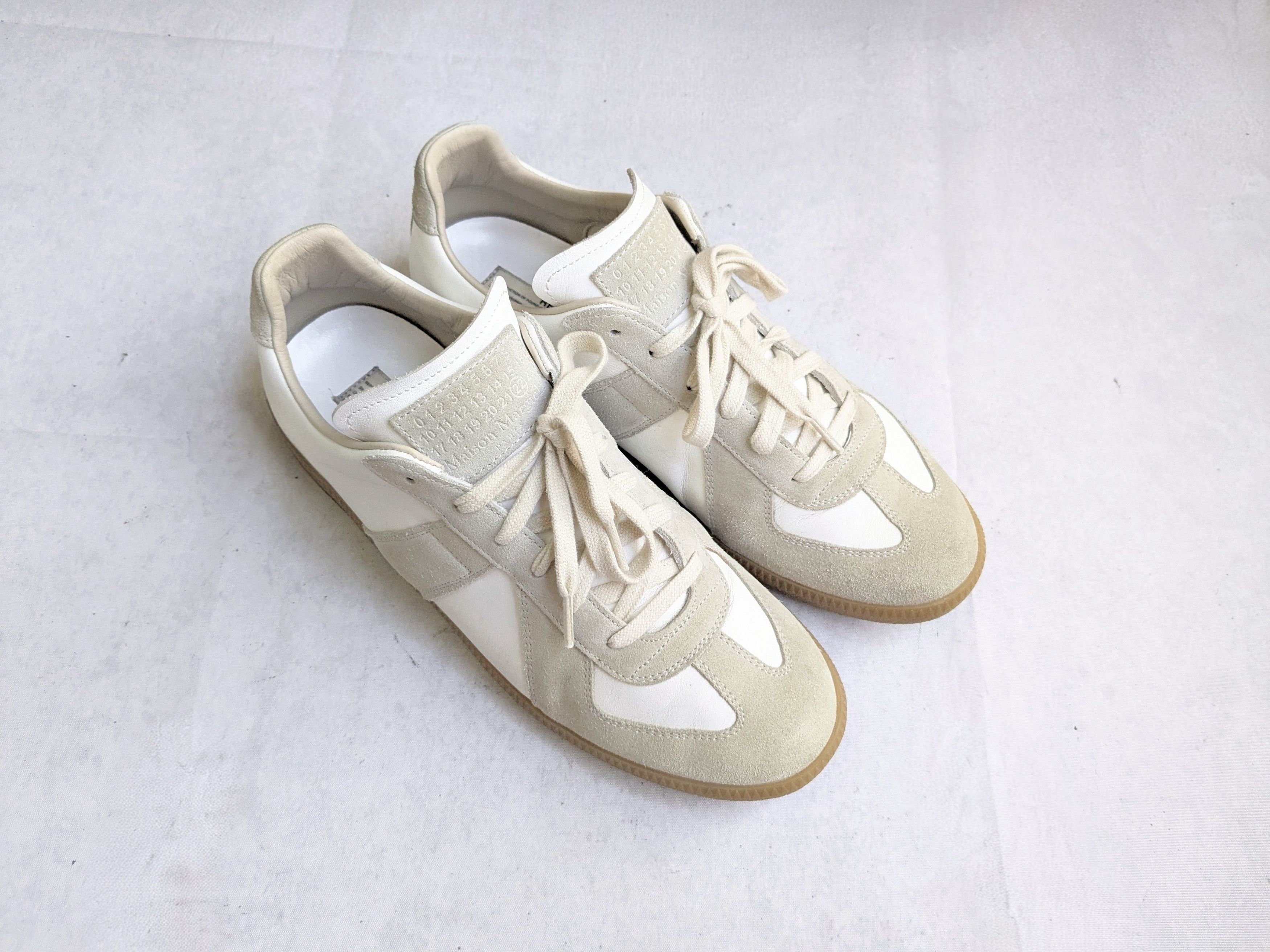 Maison Margiela Maison Margiela Replica GAT White Gray 9 42 Low Tops Size US 9 / EU 42 - 2 Thumbnail