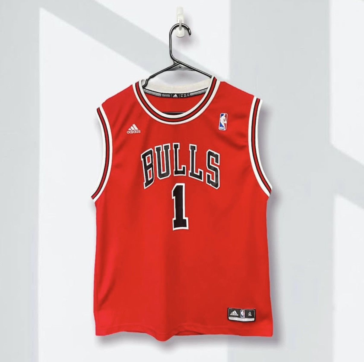 NBA NBA Adidas Chicago Bulls Derrick Rose #1 Basketball Jersey Size US L / EU 52-54 / 3 - 1 Thumbnail