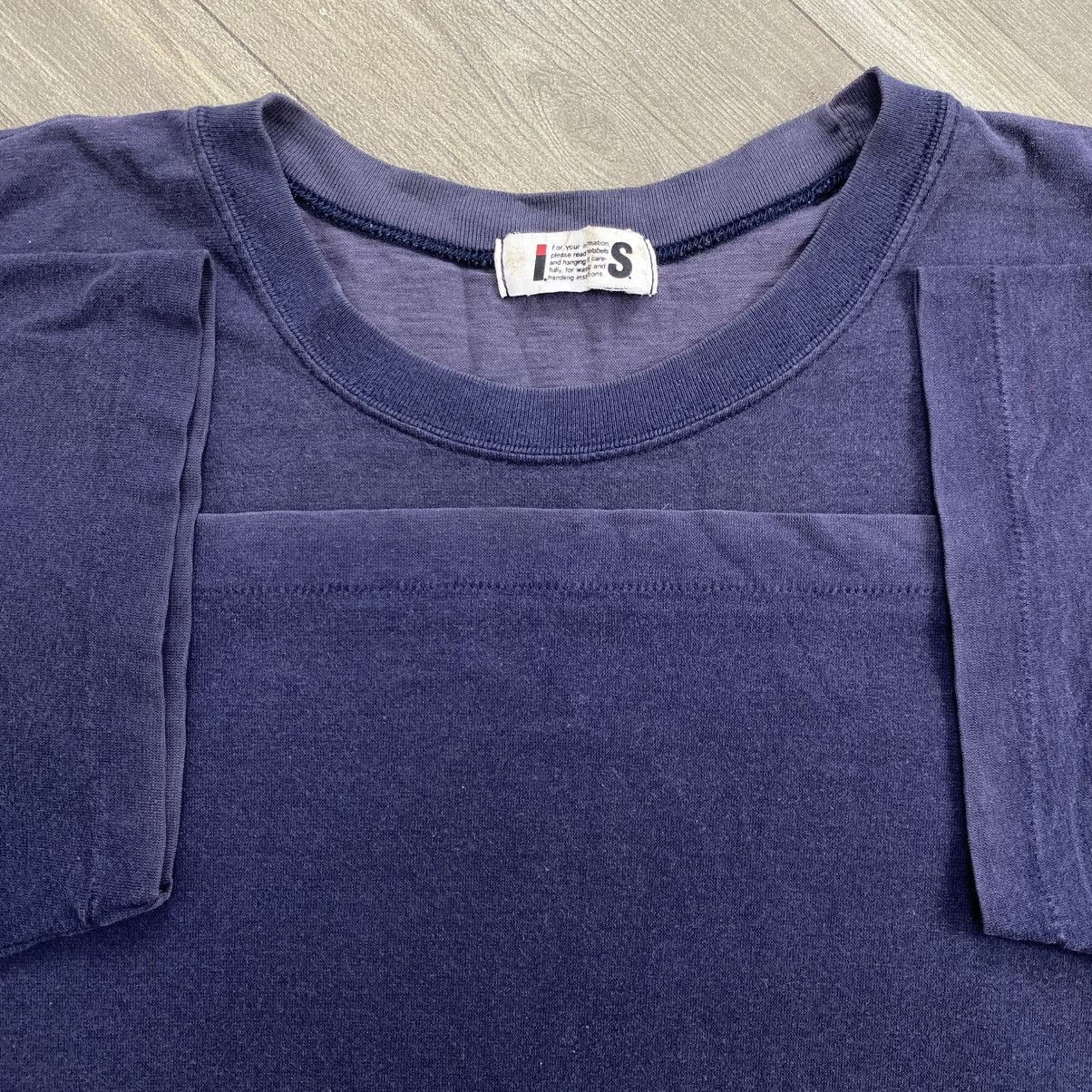 Issey Miyake 1990s Vintage Issey Miyake Iconic Logo Tshirt Navy Designer Size US S / EU 44-46 / 1 - 4 Thumbnail