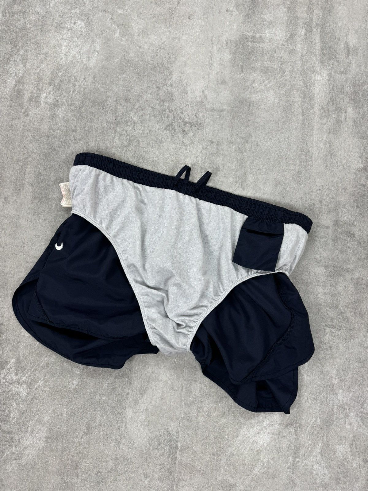 Japanese Brand Vintage Nike DRI-FIT Running Jogging shorts Marathon XL Size US 32 / EU 48 - 9 Thumbnail