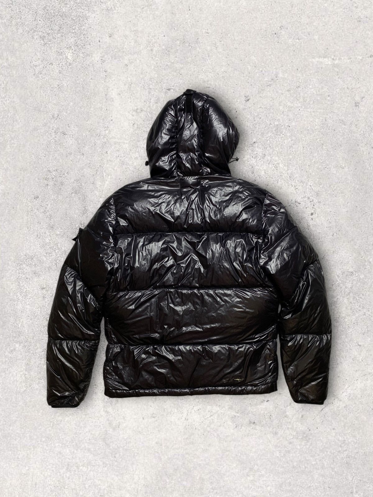 Stone island black down puffer glossy jacket perfect quantum