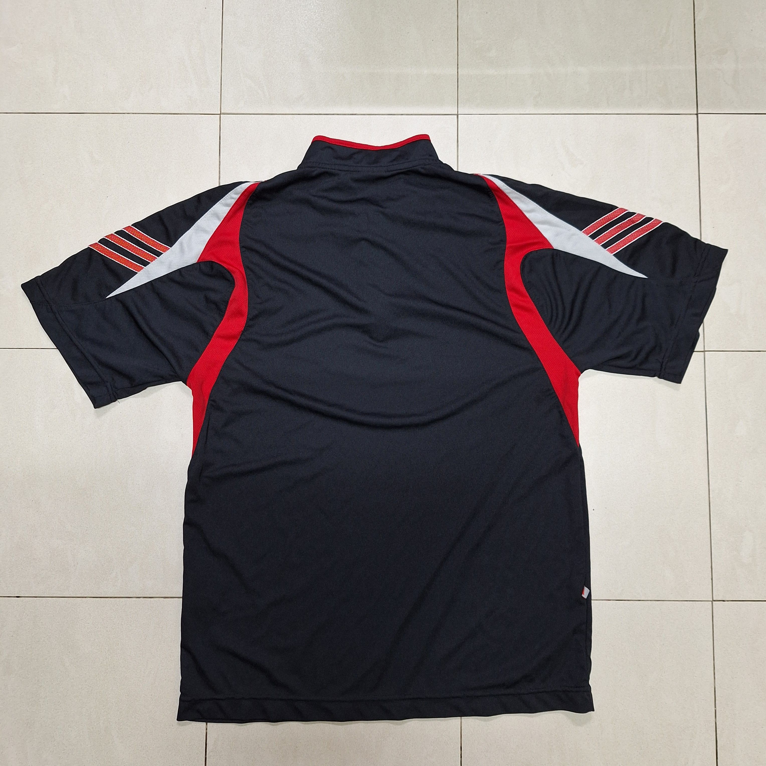 Adidas Vintage Adidas Zipped Jersey T Shirt Size US S / EU 44-46 / 1 - 8 Thumbnail
