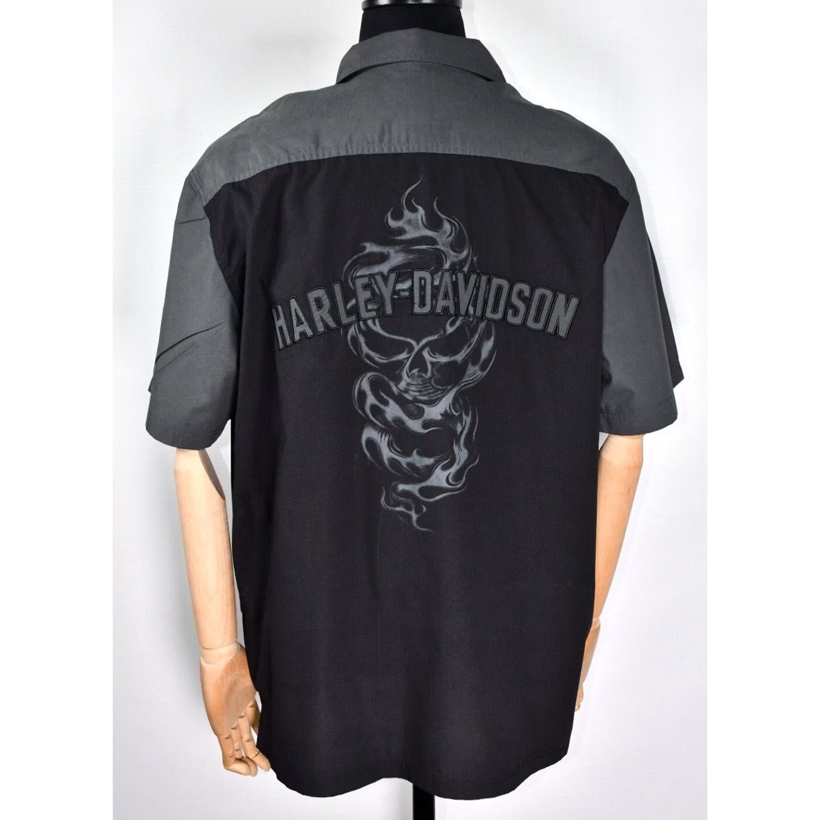 Harley Davidson Harley-Davidson Shirt XL Adult Black Short Sleeve Button-Up Collared) Size US XL / EU 56 / 4 - 2 Thumbnail