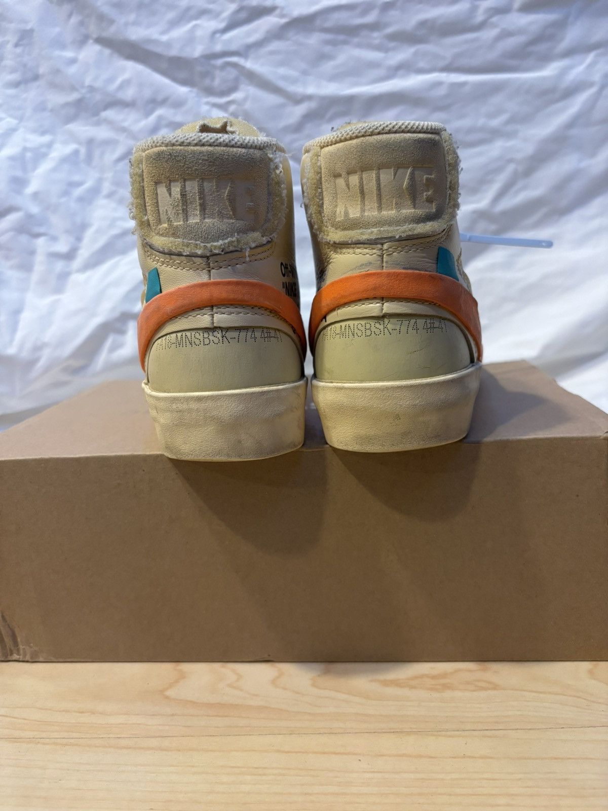 Nike × Off-White Off White Nike Blazer Hallows Eve Size 4 Gently used Size US 5 / EU 37 - 4 Thumbnail