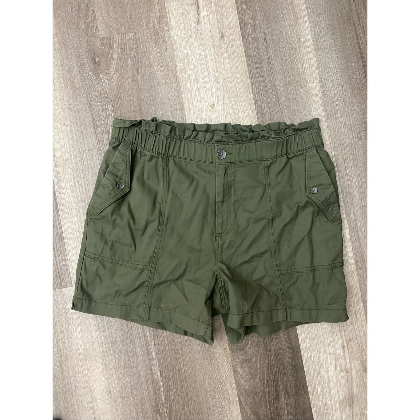 Old Navy Old Navy Envelope Shorts, Forest Green- Pockets Chinos, Size Size 32" / US 10 / IT 46 - 1 Thumbnail