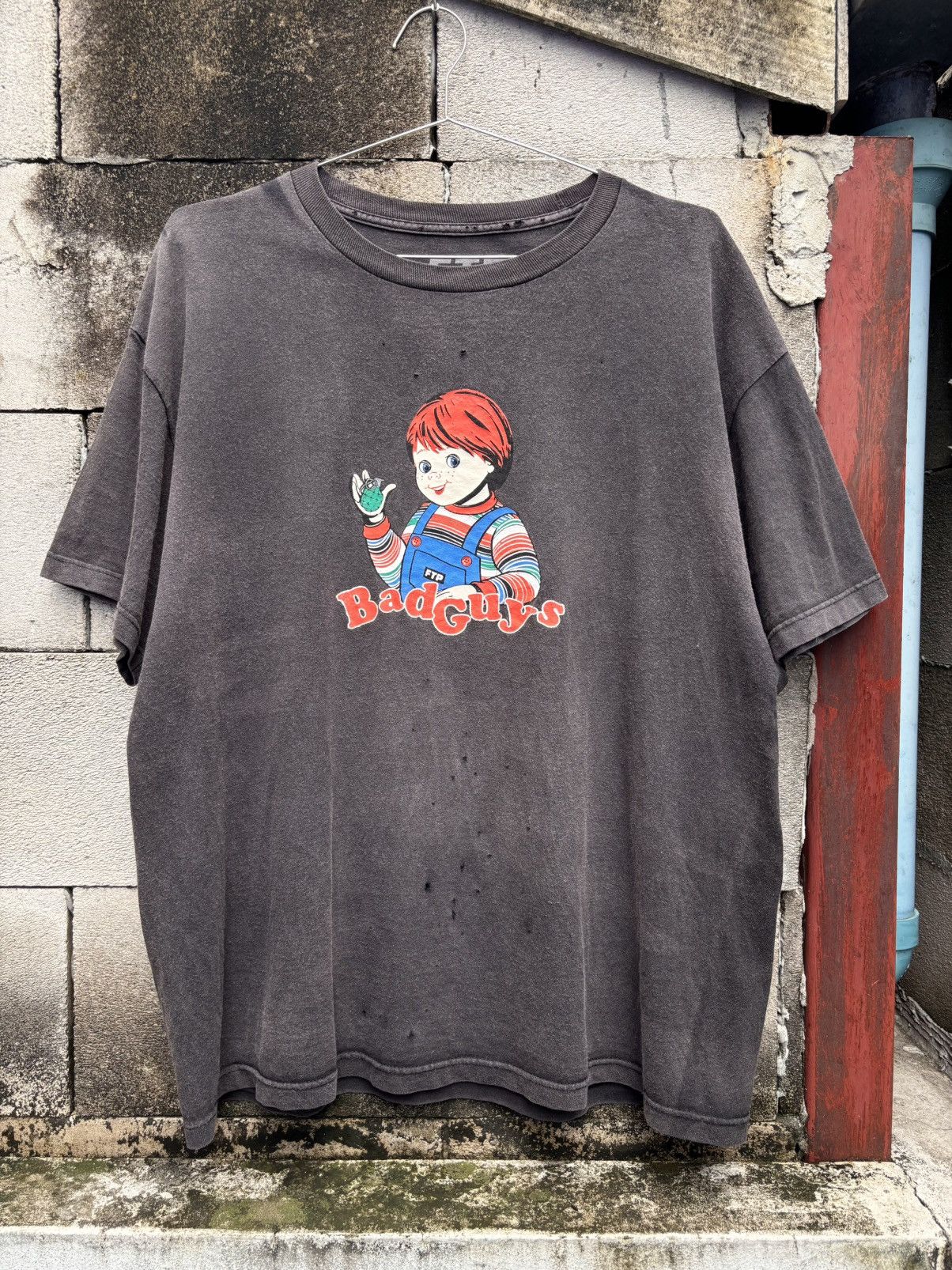 Band Tees Distressed Thrashed FTP Bad Guys T Shirt ERD Grunge Faded Size US XL / EU 56 / 4 - 1 Thumbnail