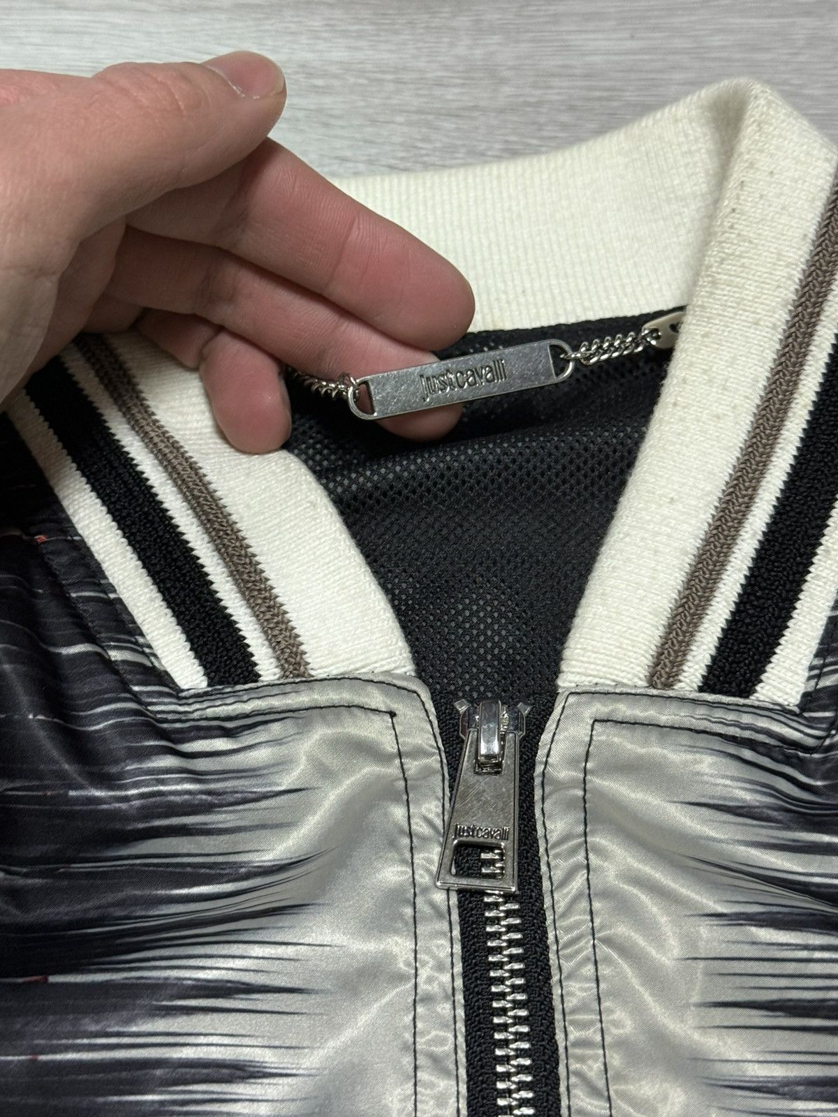 Just Cavalli Just Cavalli jacquard abstract all over print bomber jacket Size US M / EU 48-50 / 2 - 5 Thumbnail