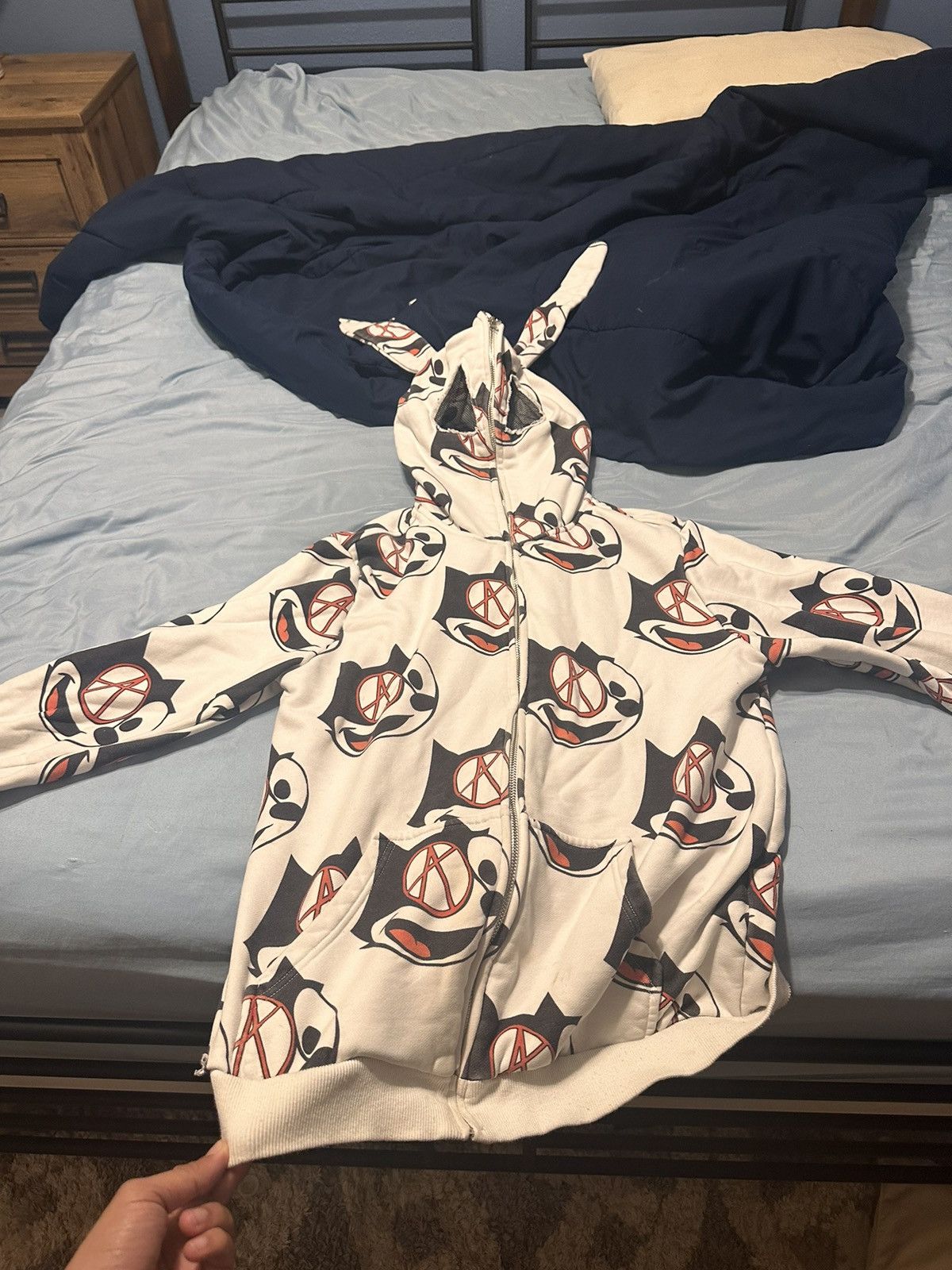 Image of Vintage Bunny Hoodie Introvert in White, Men's (Size Small)