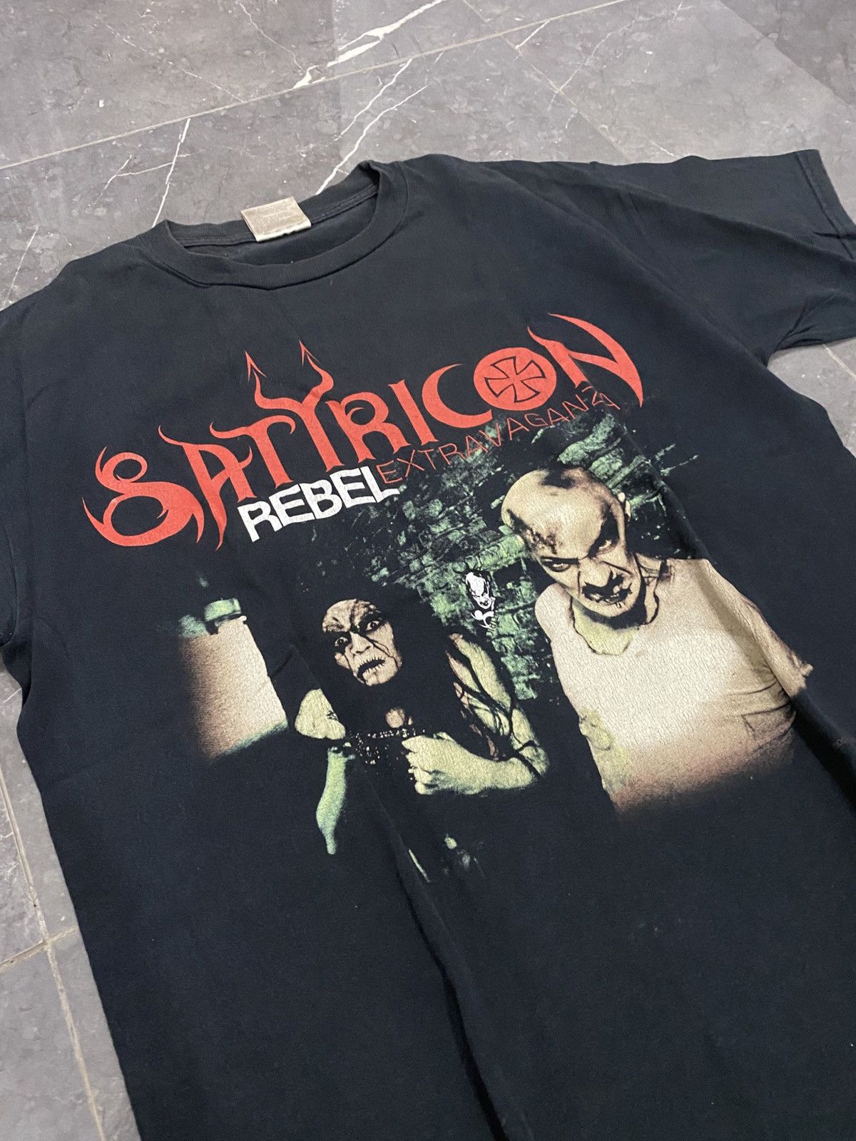 Vintage Vintage Satyricon Rebelextra Vaganza Tour 2000 Rare Shirt Size US L / EU 52-54 / 3 - 1 Thumbnail