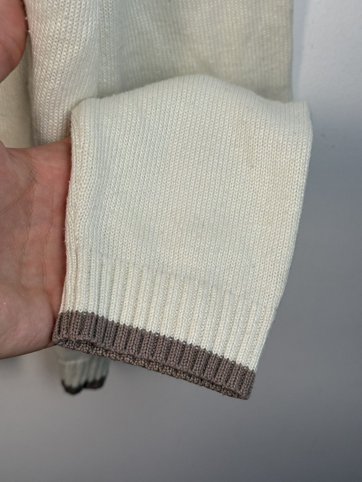 Yves Saint Laurent Beige YSL Sweater Big Logo Lightweight Size US M / EU 48-50 / 2 - 7 Thumbnail